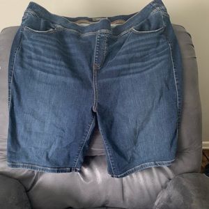 Torrid jegging shorts size 4x